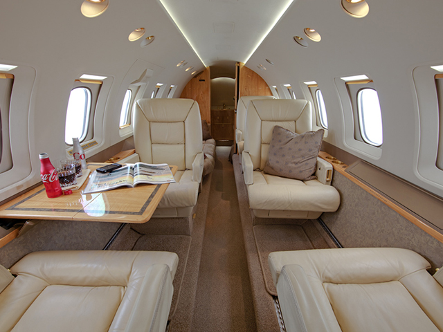1994 Hawker 800SP S/N 258244 - Interior View #1