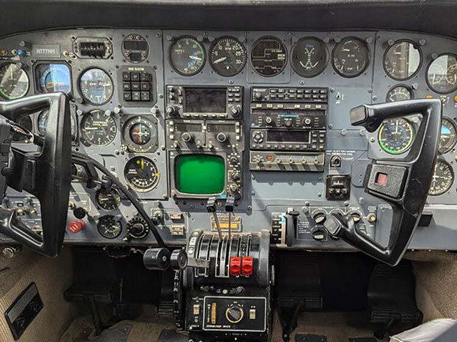 1978 Cessna 340A S/N 340A-0415- Cockpit View